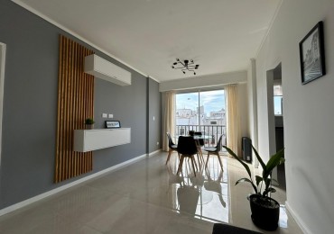 DEPARTAMENTO 2 AMB. CON DEPENDENCIA, AL FRENTE CON BALCON FRANCES - ZONA: MACROCENTRO