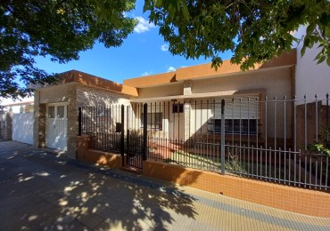 CASA 3 AMB CON DEPCIA. GARAGE, PATIO Y GALPON CON ENTRADA TOTALMENTE INDEPENDIENTE - ZONA: VENADO TUERTO - RUTA NACIONAL 8