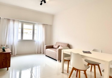 DEPARTAMENTO 2 AMB AL FRENTE, COMPLETAMENTE RECICLADO - ZONA: CENTRO