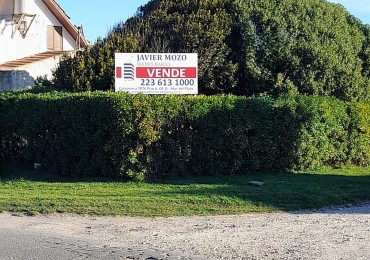 LOTE EN ESQUINA A UNA CUADRA DE LA COSTA, SOBRE VEREDA DE SOL - ZONA: BELTRAN Y LA COSTA