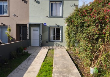 DUPLEX 3 AMB CON ENTRADA DE AUTO, QUINCHO Y PARQUE - ZONA: CAISAMAR